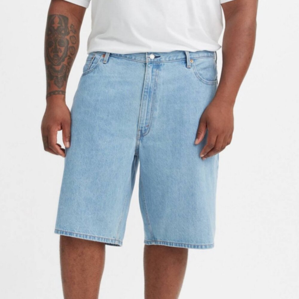 Wrangler Size Medium (M) Men's Classic Light Blue Denim Bermuda Shorts - Relaxed